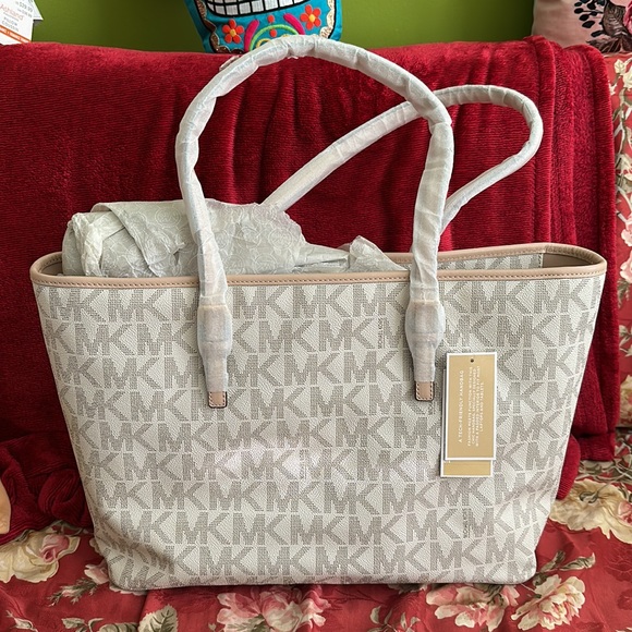 Michael Kors tote